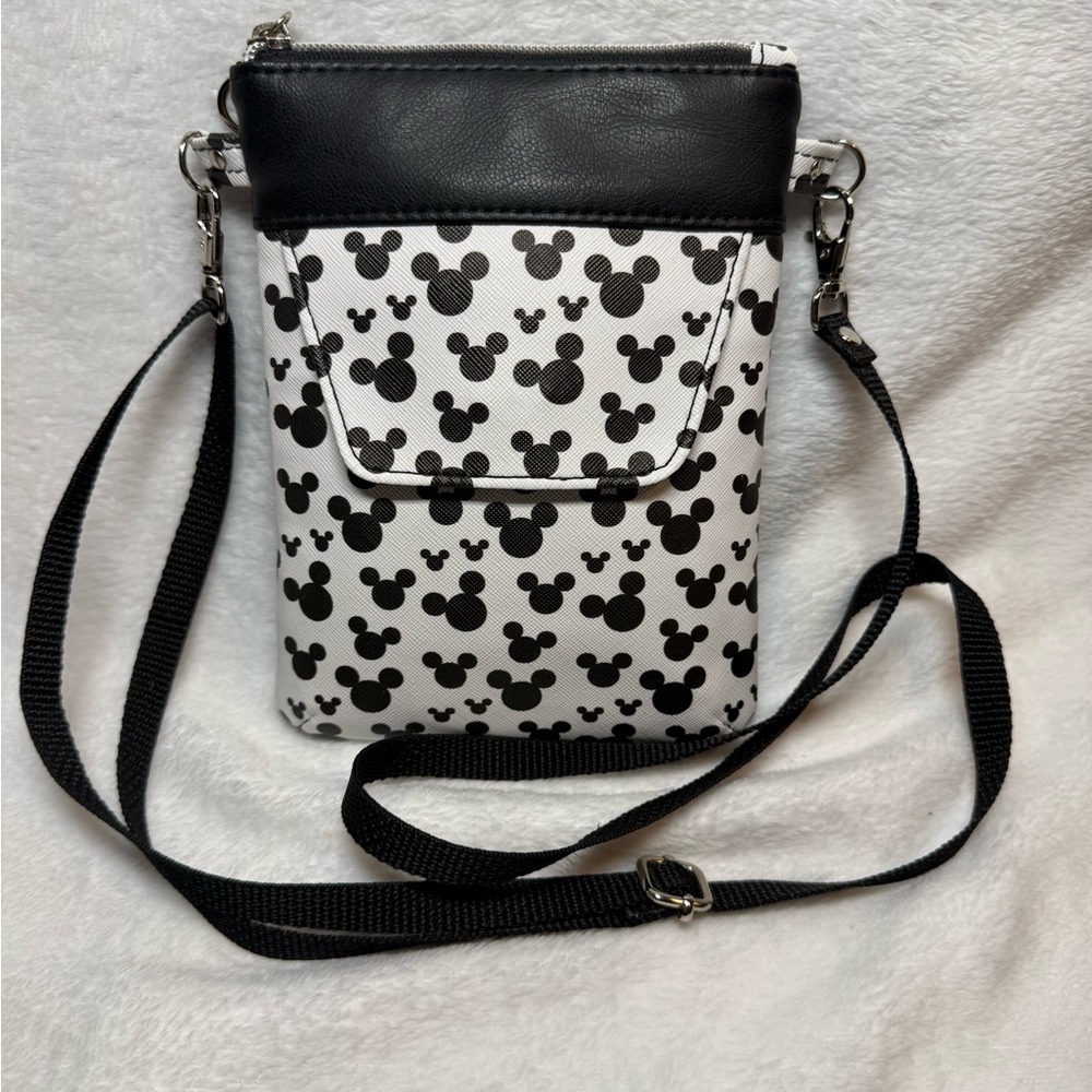 Magic Mouse Crossbody